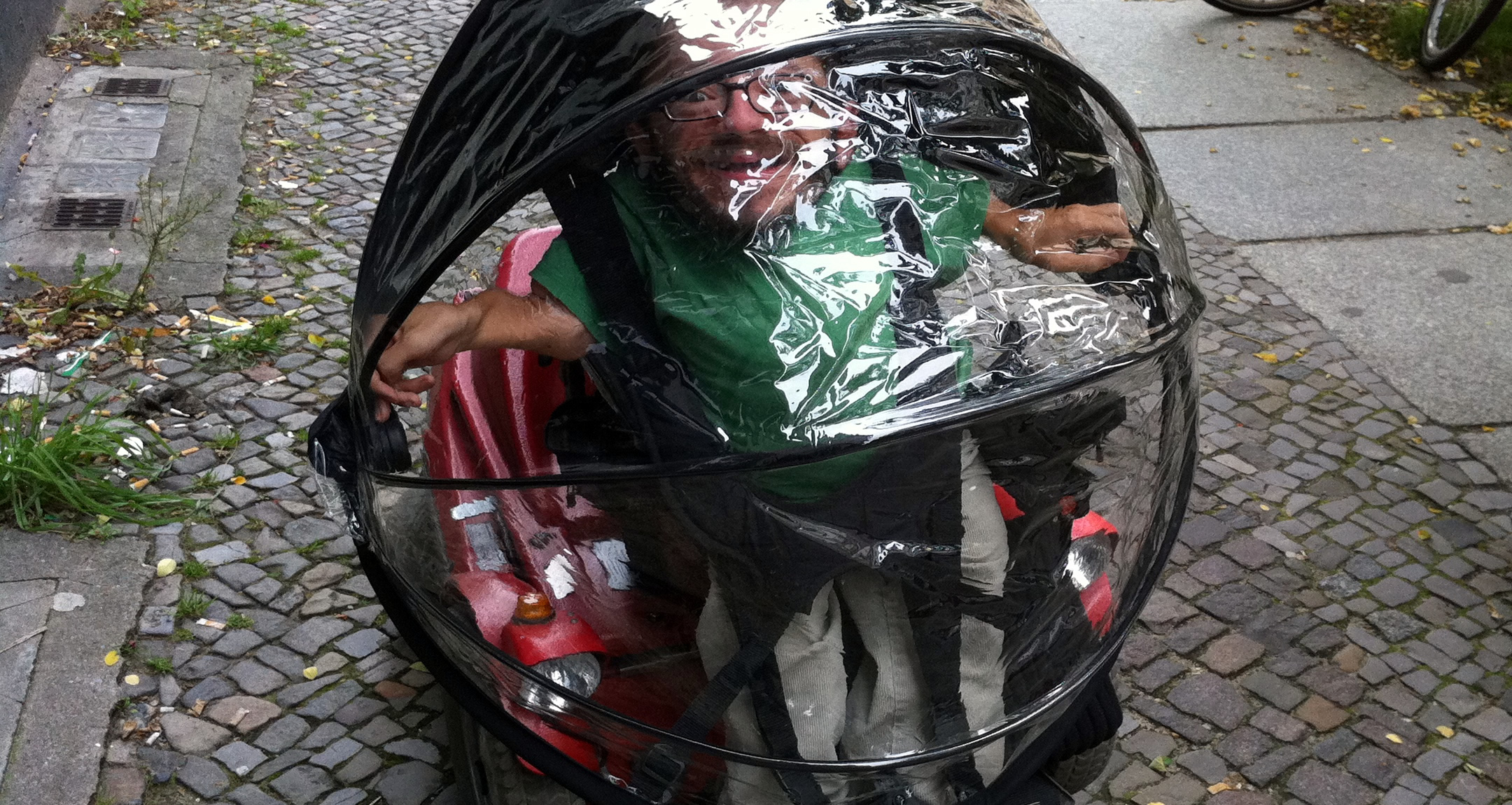 Regenschutz für den Rollstuhl